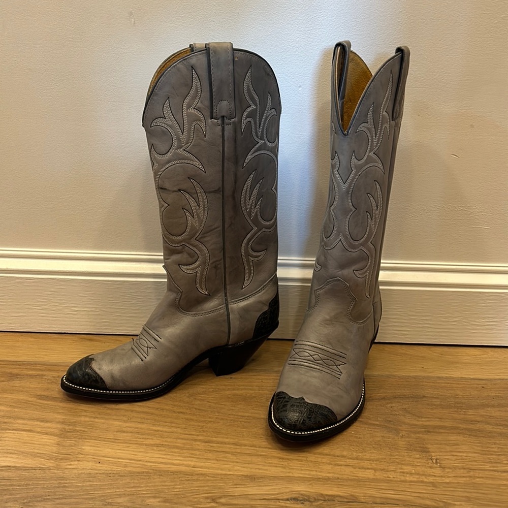 Gray women’s TEXAS BRAND BOOTS cowboy boots